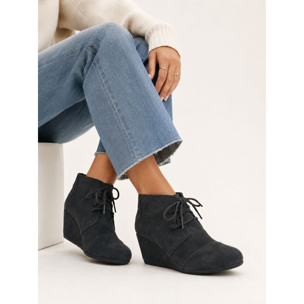TOMS Kala Wedge Booties Womens 9 Grey Suede Lace Up Ankle Boots Boho